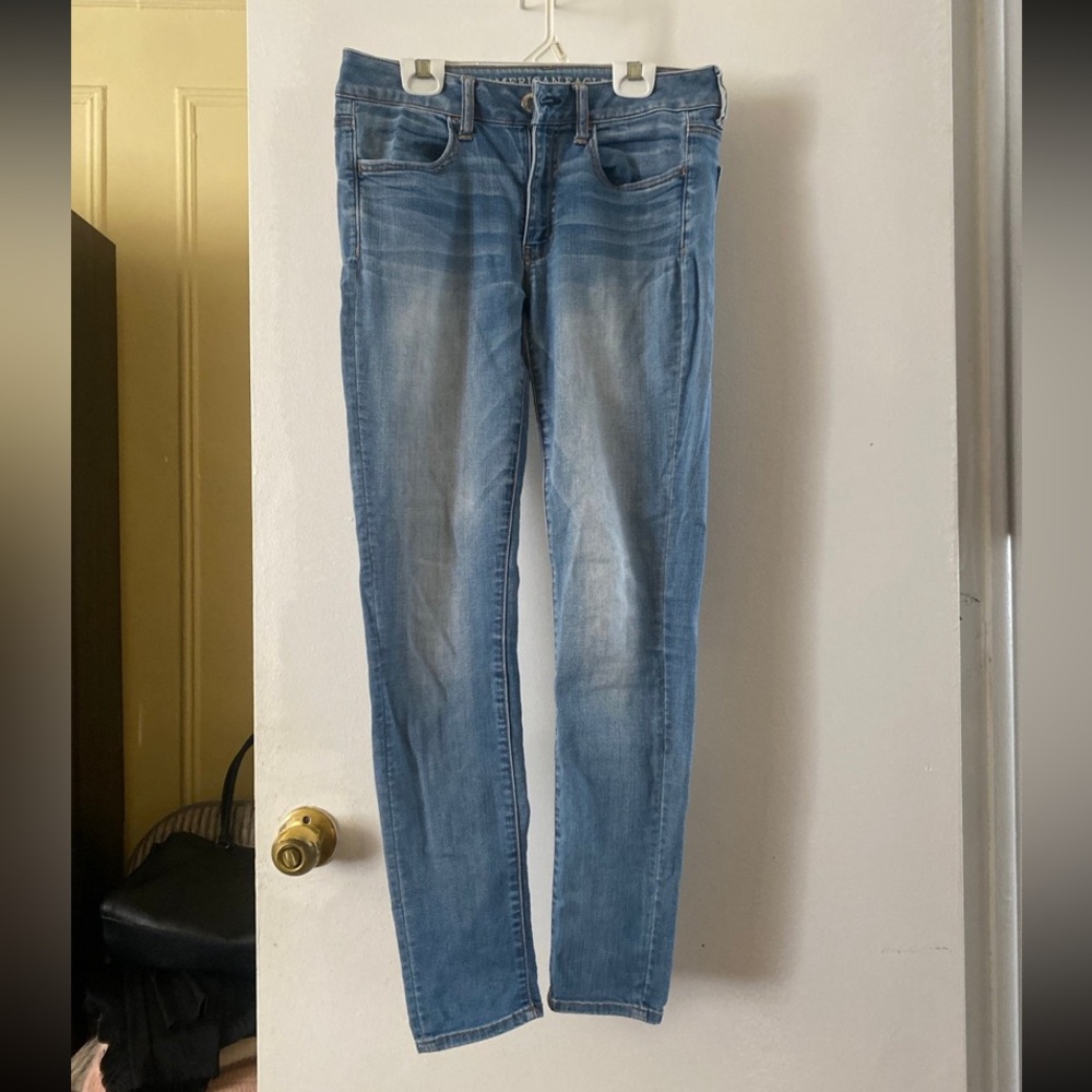 american eagle outfitters jeans 
Size 6